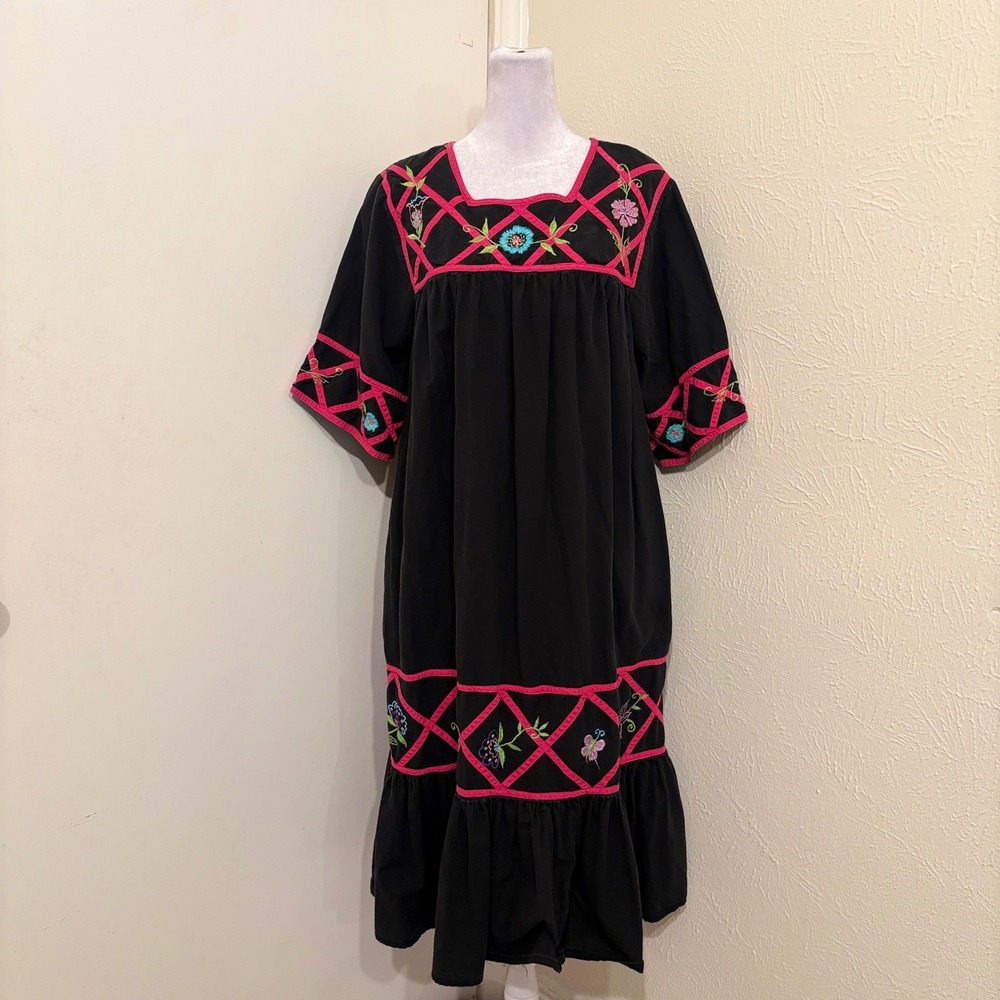 Black Cotton Embroidered Floral Butterfly Midi House Dress Patio Muumuu Sz 14/16